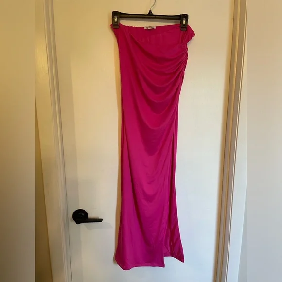 NWOT Area Stars hot pink bodycon maxi skirt - Picture 3 of 5